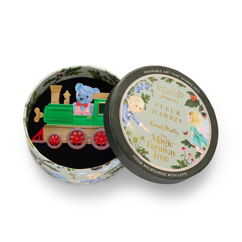 Erstwilder - Brooch Bear Station